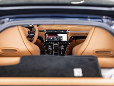 New 2026 Aston Martin V8 Vantage Coupe image 16