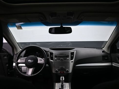 Used 2011 Subaru Outback 2.5i Premium image 26