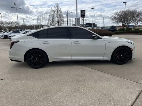 Used 2022 Cadillac CT5 V w/ Premium Package image 4