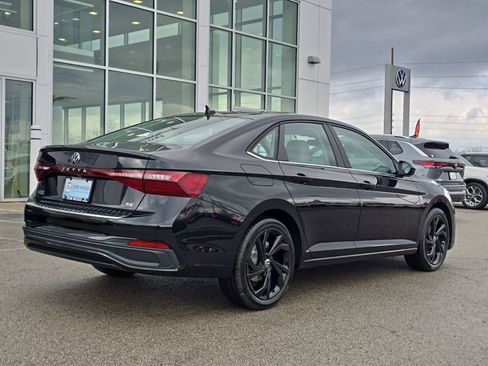 New 2026 Volkswagen Jetta SE FWD image 9
