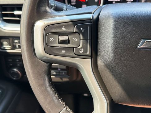 Used 2021 Chevrolet Suburban Z71 w/ Z71 Off-Road Package image 16