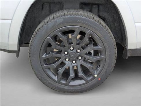 New 2026 RAM 1500 Limited image 10