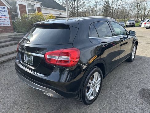 Used 2017 Mercedes-Benz GLA 250 4MATIC image 8