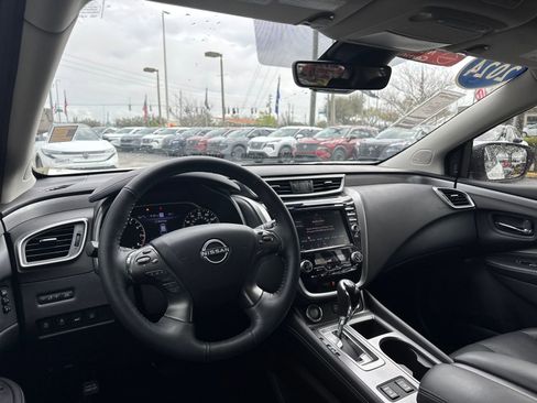 Used 2024 Nissan Murano SL image 11