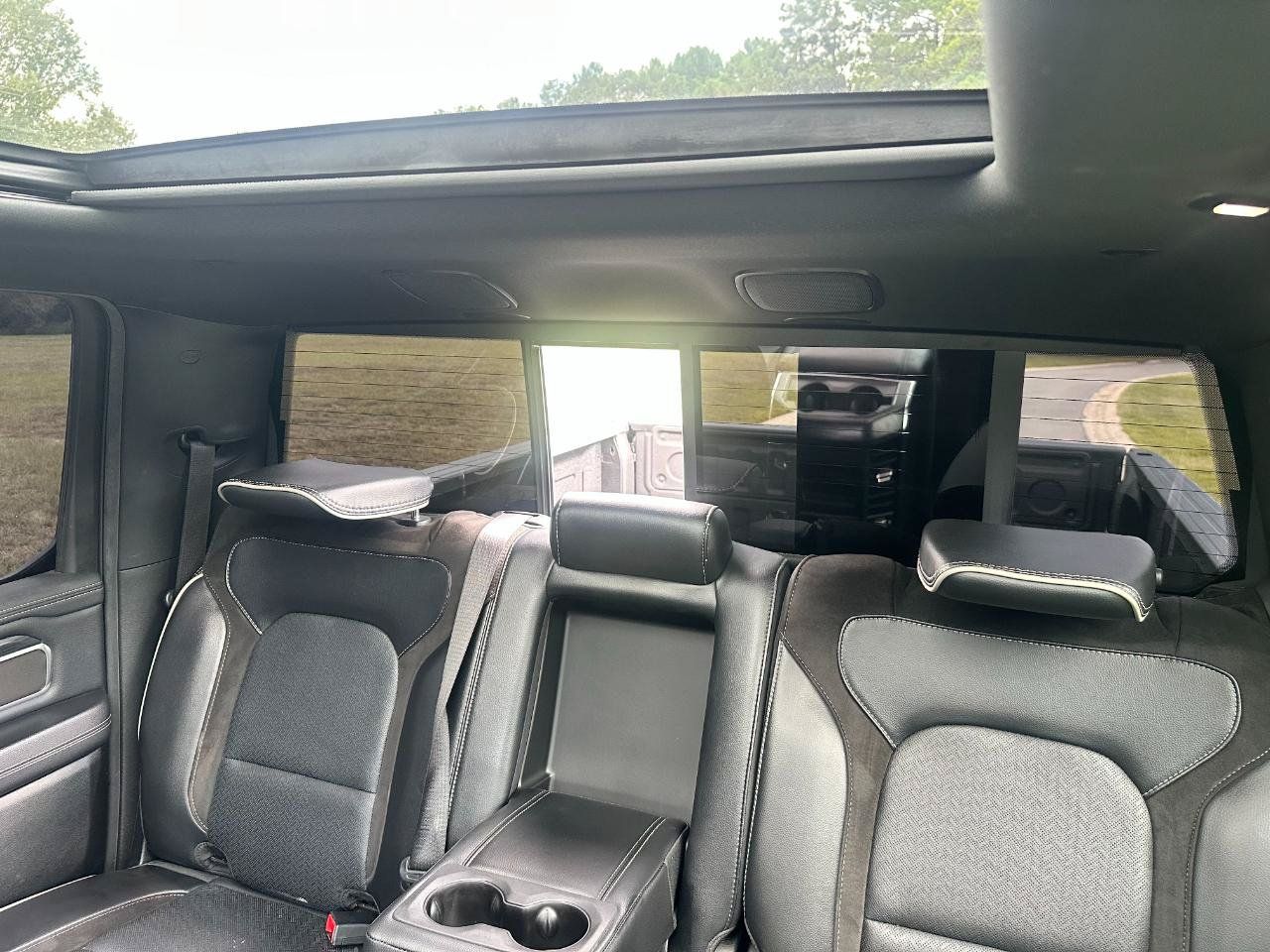 Used 2023 RAM 1500 Laramie AWD/4WD image 17