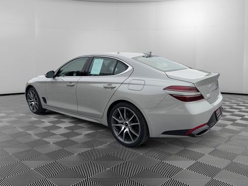 Used 2025 Genesis G70 2.5T image 5