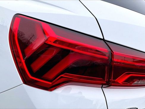 Used 2025 Audi Q3 2.0T Premium Plus w/ Premium Plus Package image 23