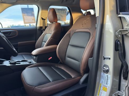 New 2025 Ford Bronco Sport Outer Banks w/ Sasquatch Outer Banks Package image 17