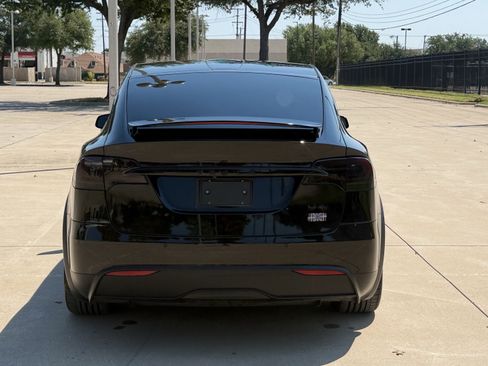 Used 2022 Tesla Model X Plaid AWD/4WD image 6