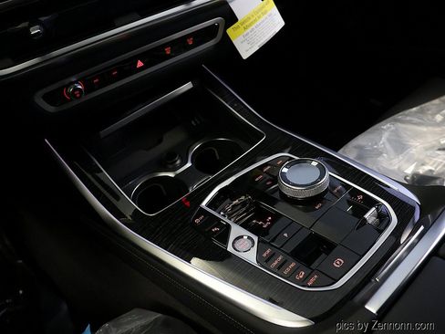 Used 2027 BMW X7 xDrive40i w/ Executive Package AWD/4WD image 26