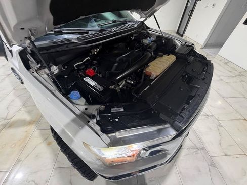 Used 2018 Ford F150 XLT AWD/4WD image 5