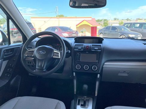 Used 2015 Subaru Forester 2.5i Premium AWD/4WD image 14