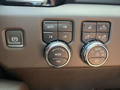Certified 2023 GMC Sierra 1500 Denali AWD/4WD image 22
