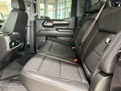 Used 2024 GMC Sierra 1500 Elevation w/ Elevation Premium Package RWD image 23