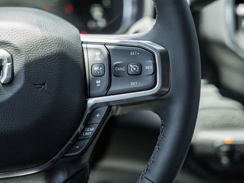 New 2026 RAM 3500 Laramie AWD/4WD image 36
