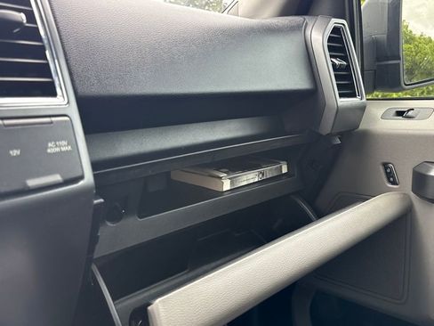 Used 2015 Ford F150 XLT w/ Equipment Group 302A Luxury image 34