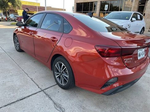 Certified 2023 Kia Forte LXS image 6