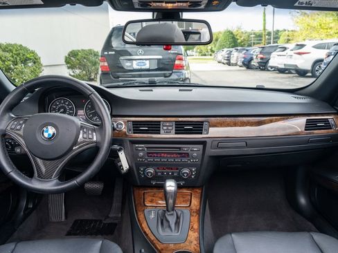 Used 2008 BMW 328i Convertible image 14