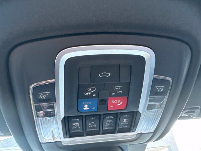 Used 2019 RAM 1500 Limited w/ Advanced Safety Group AWD/4WD image 27