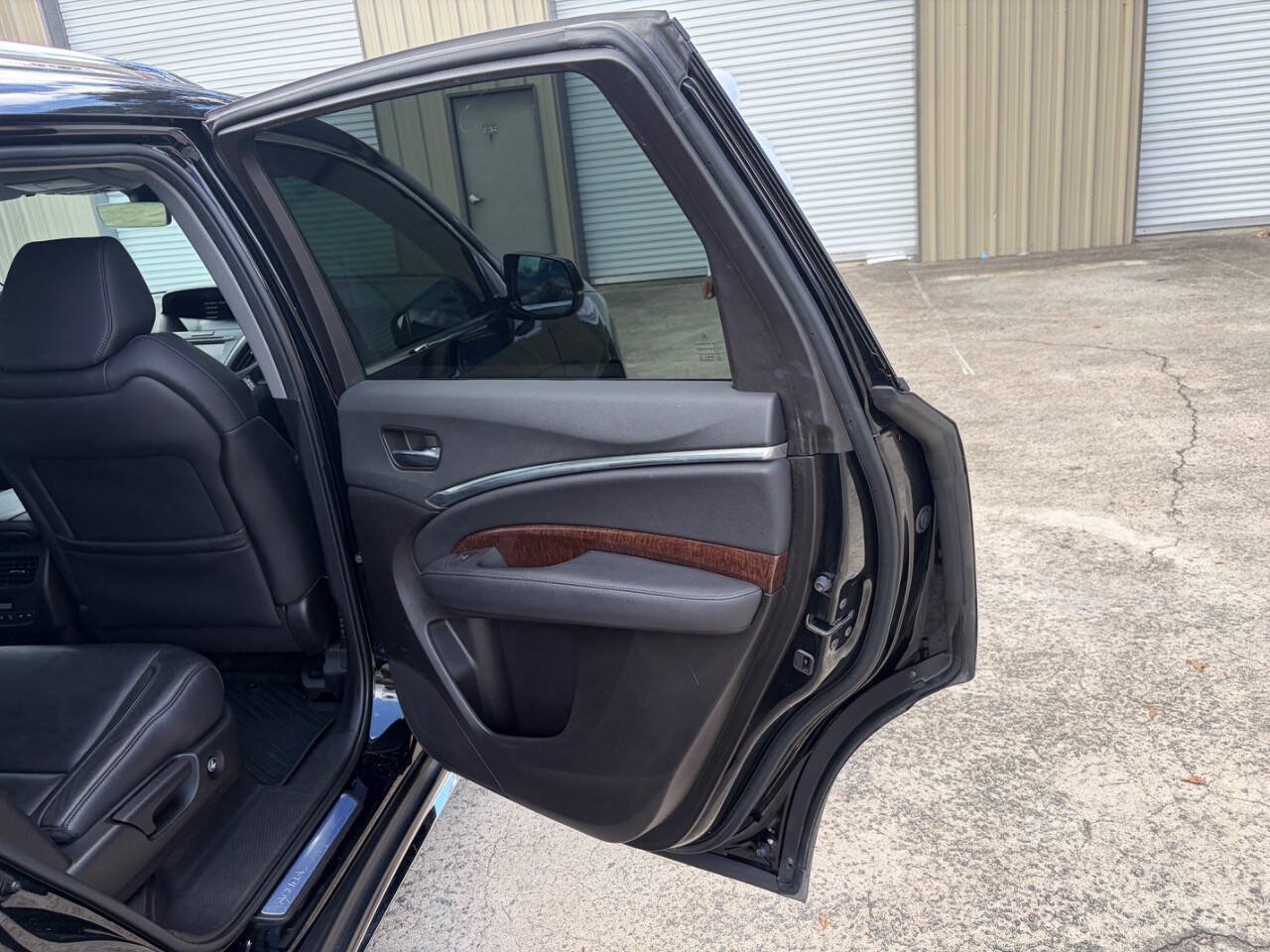 Used 2018 Acura MDX w/ Technology Package FWD image 13