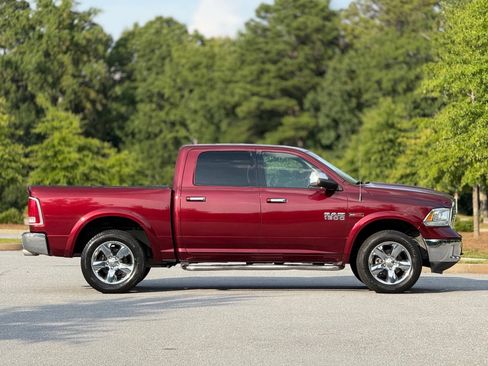Used 2016 RAM 1500 Laramie AWD/4WD image 12