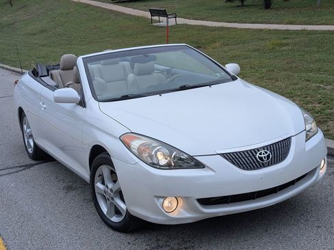 Used 2006 Toyota Solara SLE image 29