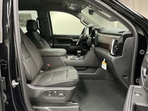 New 2026 GMC Sierra 1500 Denali w/ Technology Package AWD/4WD image 40