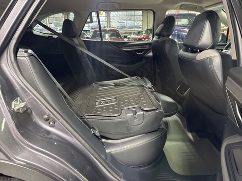 Used 2020 Subaru Outback Onyx Edition XT image 39