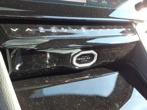 New 2026 Jeep Grand Cherokee Limited AWD/4WD image 9