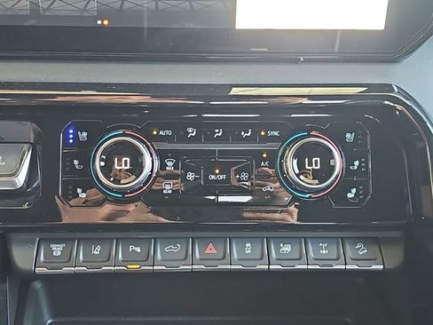New 2026 GMC Sierra 2500 AT4X w/ AT4X AEV Edition AWD/4WD image 24