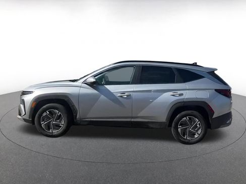 Used 2025 Hyundai Tucson Blue image 9