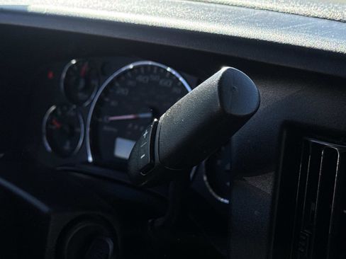 Used 2024 GMC Savana 2500 w/ Driver Convenience Package image 5