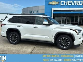 Used 2023 Toyota Sequoia Limited AWD/4WD video 1