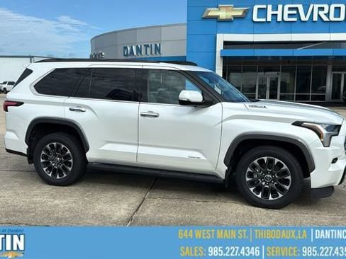 Used 2023 Toyota Sequoia Limited AWD/4WD image 1