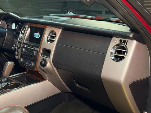 Used 2016 Ford Expedition EL King Ranch image 50