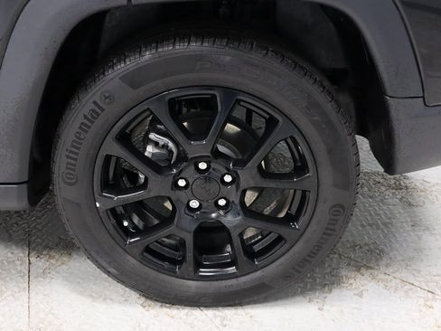 Used 2022 Jeep Compass Altitude image 18