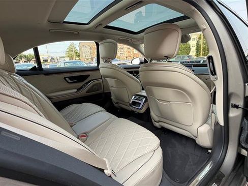 Used 2021 Mercedes-Benz S 580 4MATIC Sedan image 19