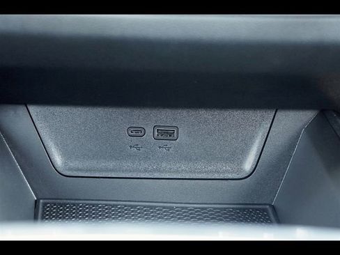 New 2026 Chevrolet Equinox LT FWD image 11