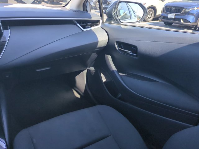 Used 2026 Toyota Corolla LE FWD image 16