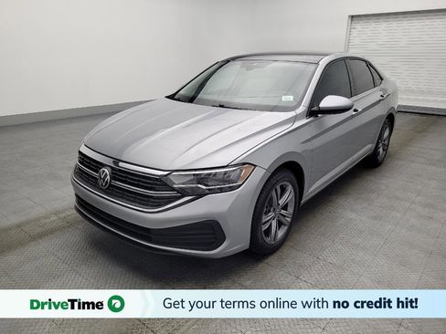 Used 2022 Volkswagen Jetta SE image 1