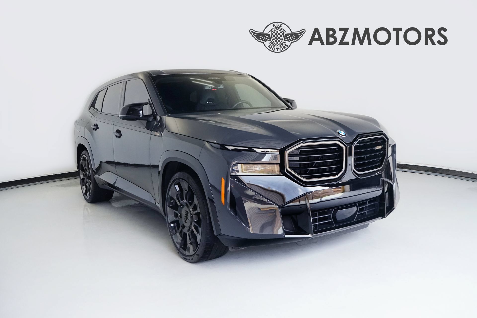 Used 2023 BMW XM AWD/4WD image 1
