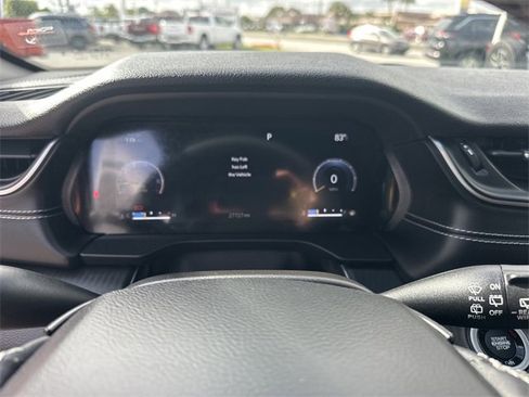 Used 2023 Jeep Grand Cherokee Altitude image 42