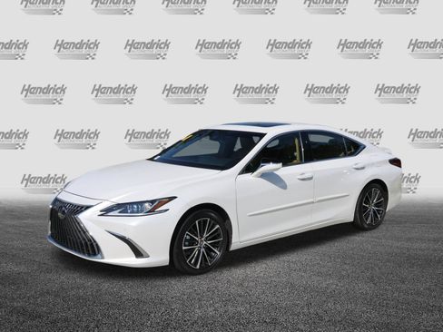 Used 2025 Lexus ES 300h w/ Premium Package FWD image 5