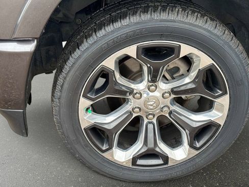 Used 2022 RAM 1500 Limited image 10