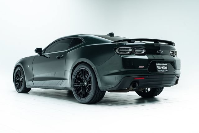 Used 2020 Chevrolet Camaro SS RWD image 18