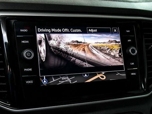 Used 2021 Volkswagen Atlas Cross Sport SEL R-Line image 28