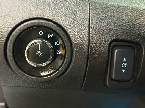 Used 2014 Ford Taurus SHO w/ Equipment Group 401A image 28