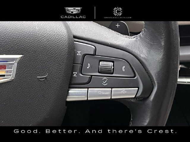Used 2024 Cadillac XT4 Luxury w/ Cold Weather Package FWD image 16