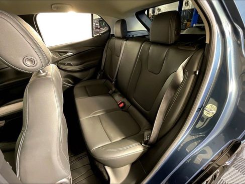 Used 2024 Buick Encore GX Sport Touring image 36