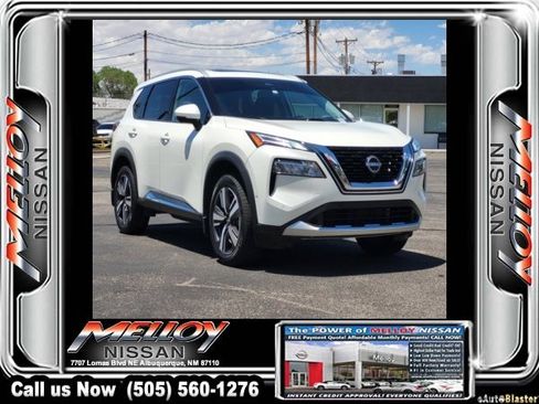Certified 2023 Nissan Rogue Platinum w/ Platinum Premium Package FWD image 3